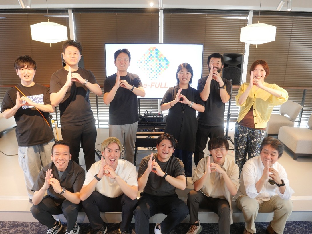 株式会社be-FULL メンバー集合写真